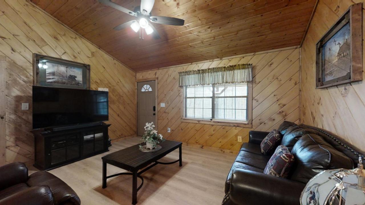 Little Mountain Hideaway Cabin Pigeon Forge Exterior foto